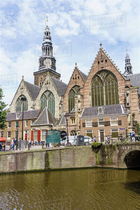 oldest church in amsterdam